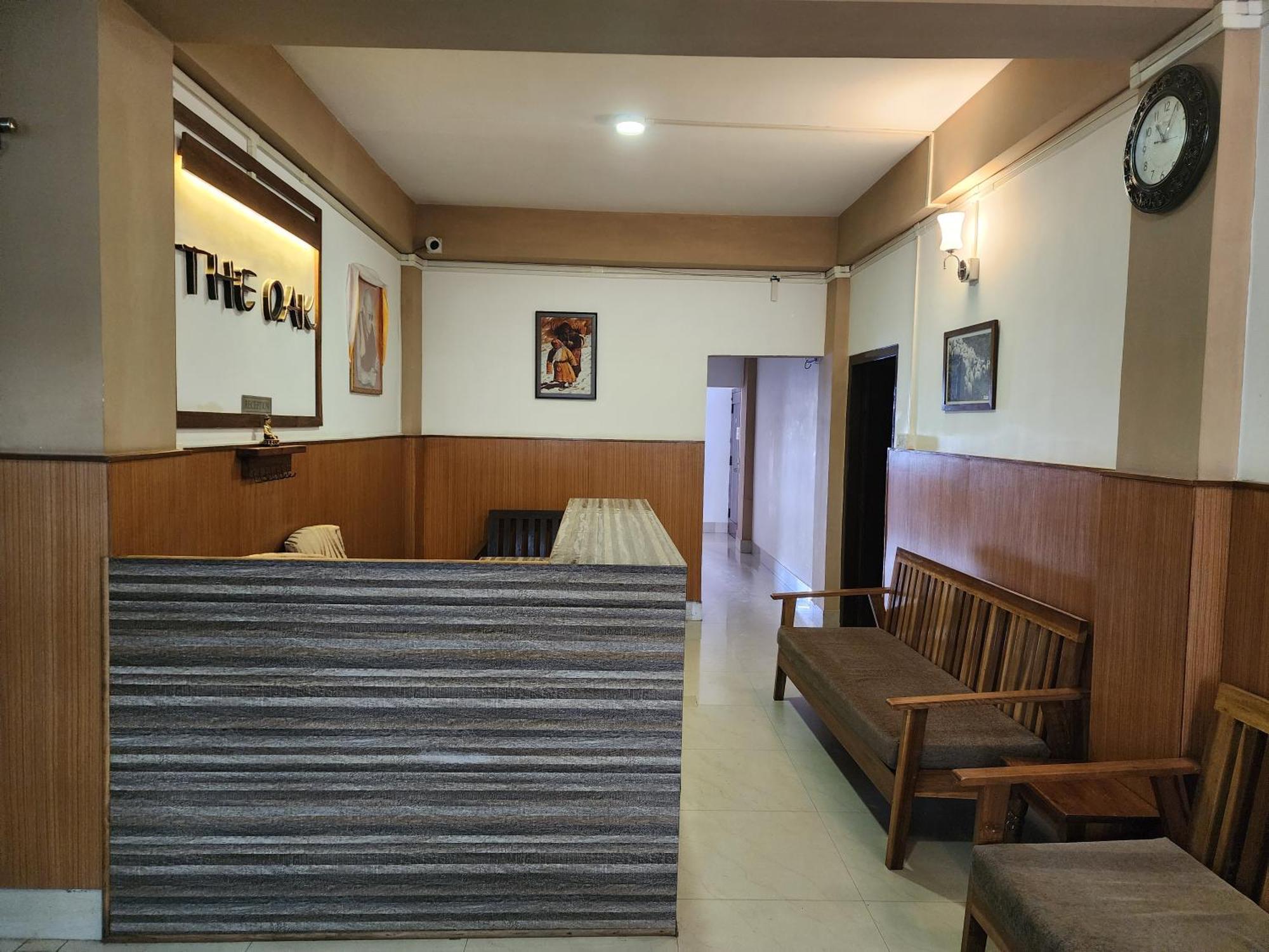 Hotel The Oak Tawang Exteriör bild